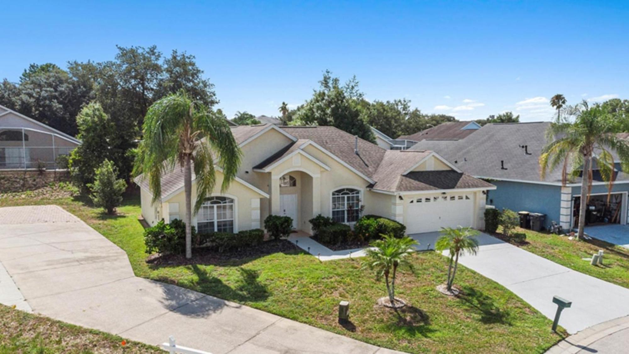 Villa Stunning 4-bedroom W/ Pool - Close To Parks And Gulf Courses! *