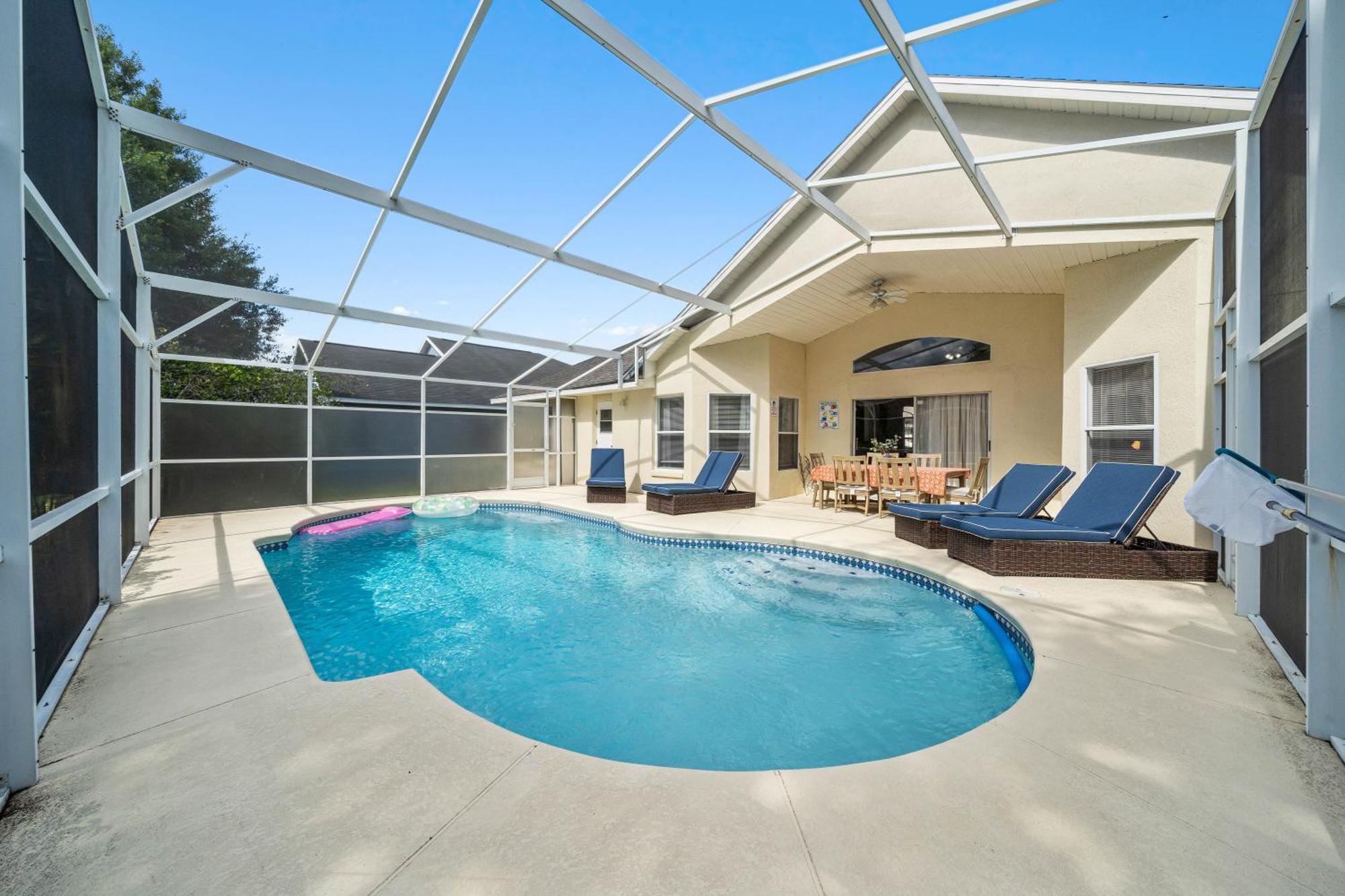 Stunning 4-bedroom W/ Pool - Close To Parks And Gulf Courses! Villa Davenport